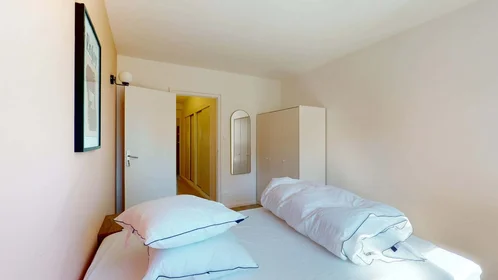 Privatzimmer in der 16 Pl. de Strasbourg, 13003 Marseille, France, bild 6 von 22