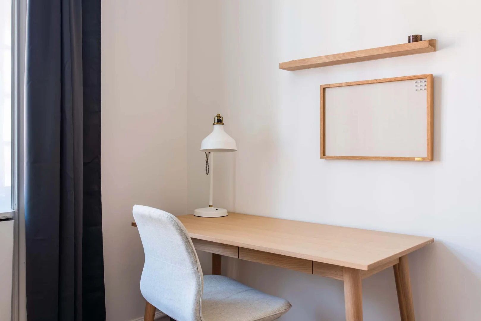 Chambre d'étudiant économique avec emplacement pratique dans 