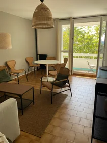 Özel oda konumu Square Monseigneur Chalve, 1 3 görüntüsü