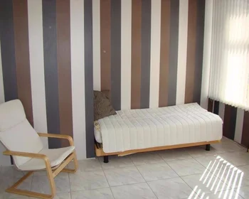 Private room at Merwedestraat, image 2 of 9