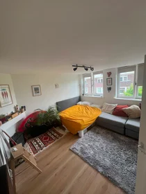 Quarto privado em Eemsstraat, imagem 1 de 6
