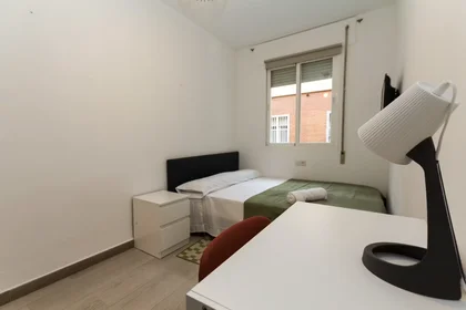 Privatzimmer in der Calle de Saint Exupéry, Cruz de Humilladero, bild 1 von 10