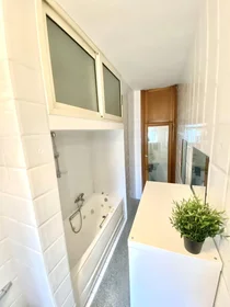 Habitación privada en Via Prospero Petroni, Murat, imagen 8 de 10