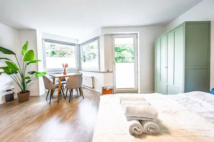Apartamento inteiro em Ahornstraße, Stadtbezirke II, imagem 1 de 9