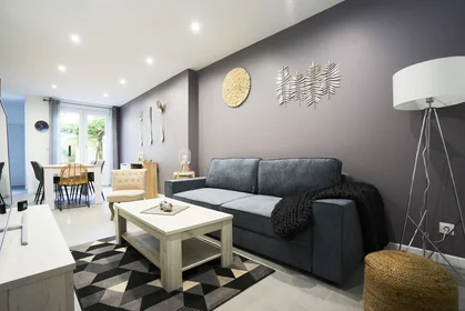 Privatzimmer in der 28 rue de la Phalecque, bild 1 von 22