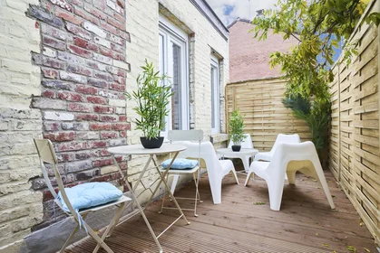 Privatzimmer in der 28 rue de la Phalecque, bild 12 von 22