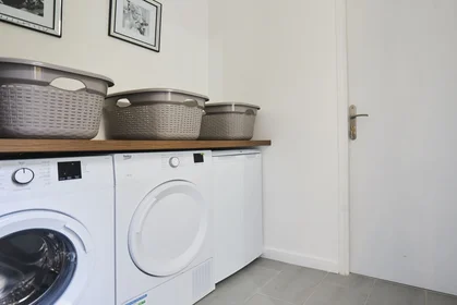Privatzimmer in der 28 rue de la Phalecque, bild 15 von 22