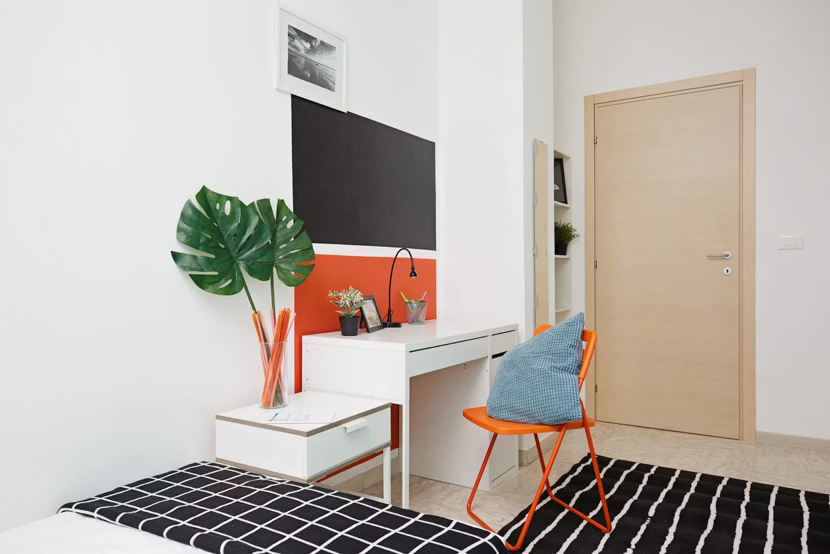 Habitación para estudiantes en  con área de estudio y facilidades compartidas
