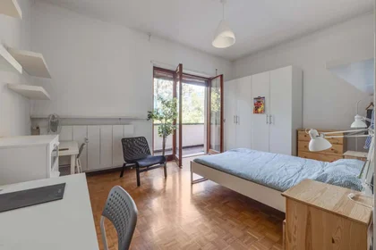 Stanza privata in Via Orti 29, Milan. Italy, immagine 1 di 10
