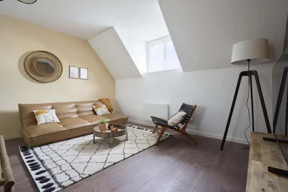 Private room at 14 Rue du Lieutenant Henri Crépin, 54000 Nancy, France, image 8 of 18