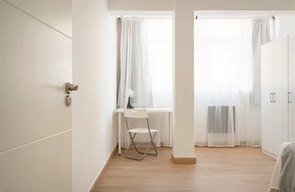 Privatzimmer in der Calle Arquitecto Tioda, Vallobín, bild 7 von 10