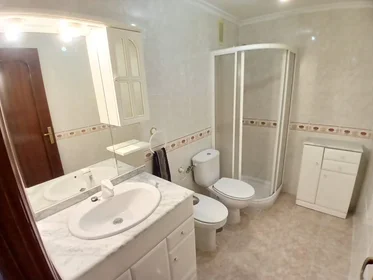 Quarto privado em Calle Domingo Martínez, Plaza de Toros, imagem 6 de 10