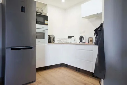 Chambre privée à 250 Rue Jeanne d'Arc, 54000 Nancy, France, image 13 de 15