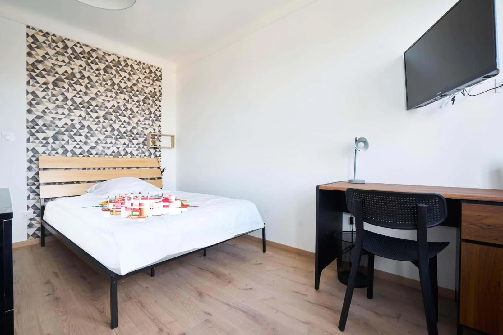 Habitación estudiantil económica con ubicación conveniente en 