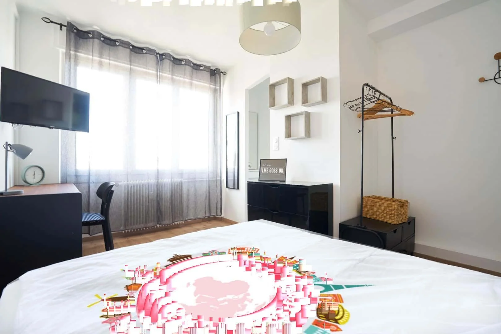 Habitación asequible para estudiantes con buena iluminación en 