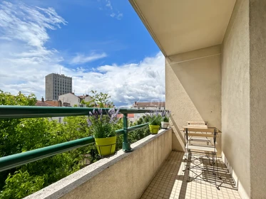 Logement entier à Rue Trarieux, image 2 de 22