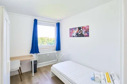 Chambre privée à Kölner Landstraße, image 1 de 10