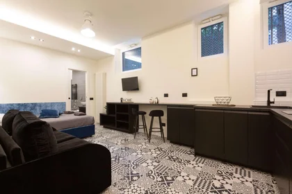 Studio in der Via Palmanova, bild 14 von 18
