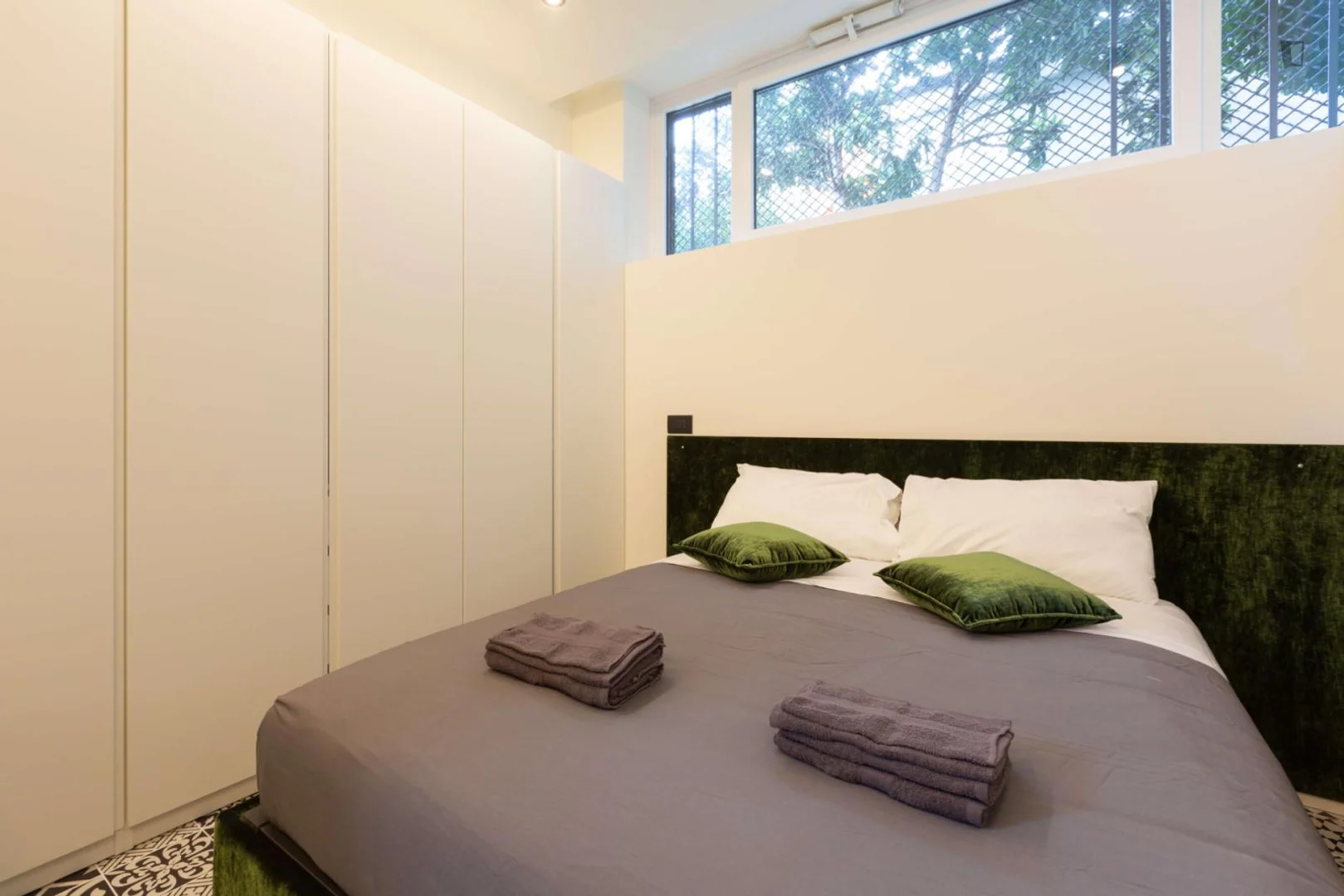 Erschwingliche Studiowohnung mit wesentlicher Ausstattung in 