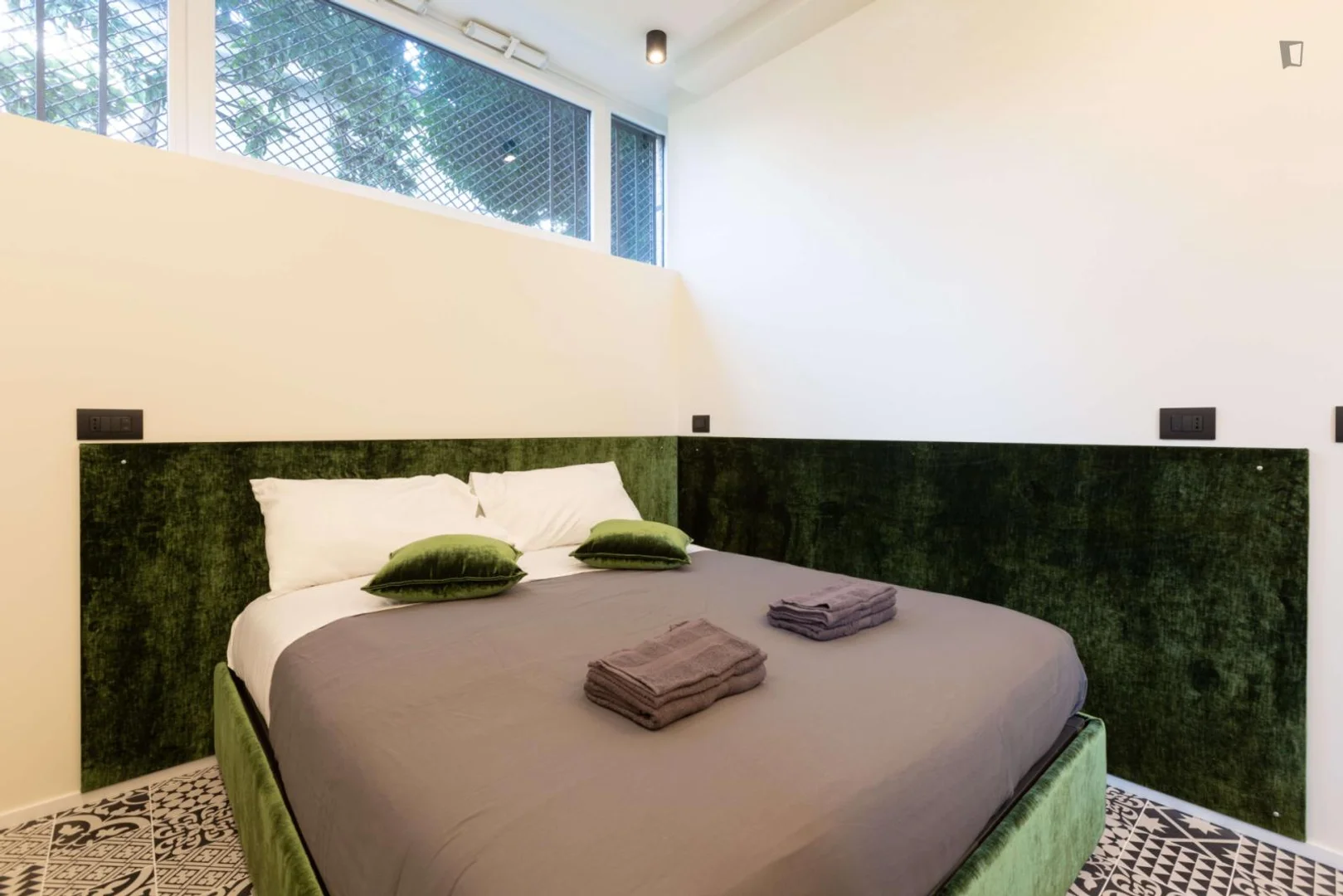 Erschwingliche Studiowohnung mit wesentlicher Ausstattung in 