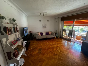 Private room at Calle de la industria, image 15 of 24