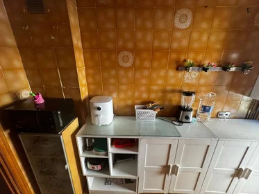 Private room at Calle de la industria, image 19 of 24