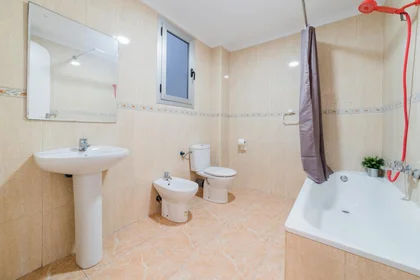 Habitación privada en Carrer de Conca, imagen 14 de 21
