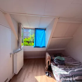 Studio at Gerard Noodtstraat, image 1 of 5