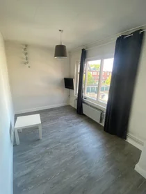Private room at Dirk Huizingastraat, image 1 of 10