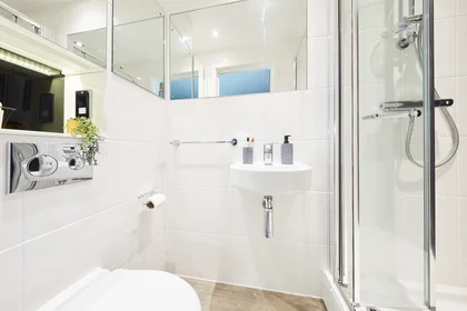 Habitación privada en residencia en Market St, Newcastle upon Tyne NE1 6NE, United Kingdom            , imagen 2 de 15