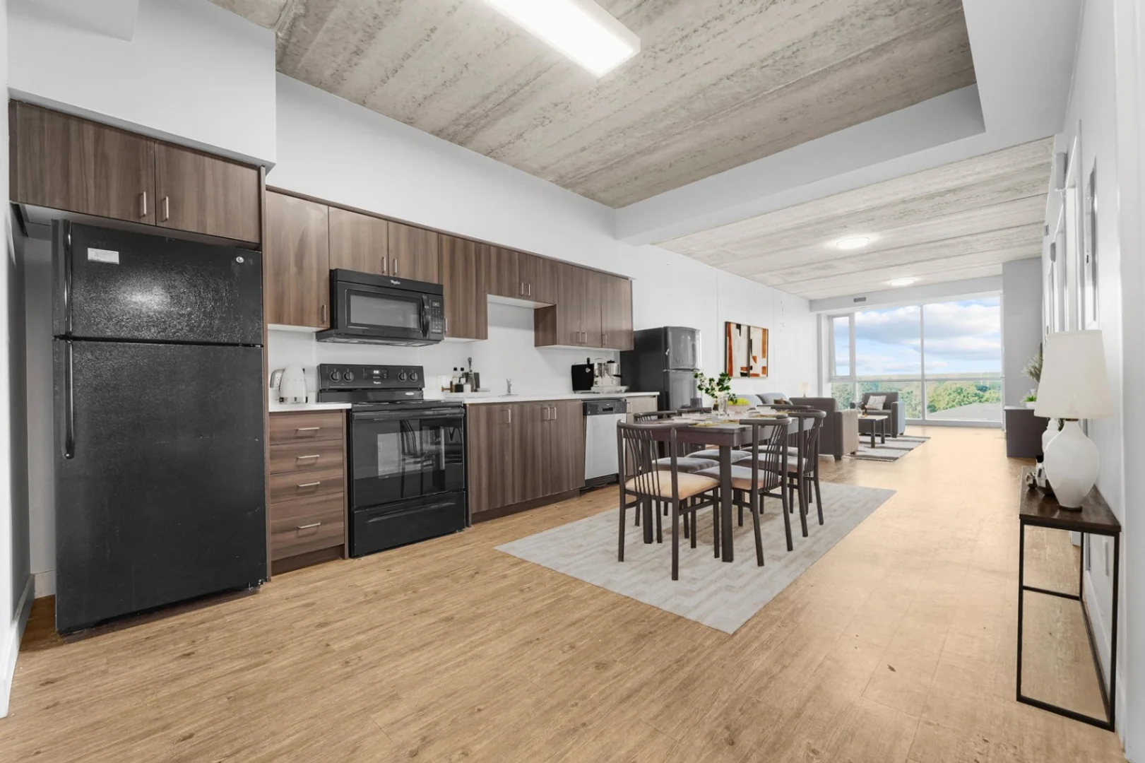 167 King St N, Waterloo, ON N2J 0B6, Canada
