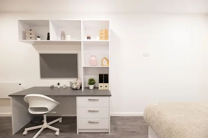 Privatzimmer im Wohnheim in der Winnall Close, Winchester, SO23 0LG, bild 4 von 23