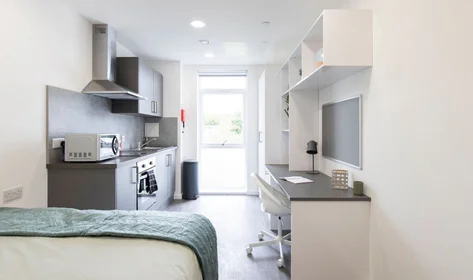 Estúdio em Winnall Close, Winchester, SO23 0LG, imagem 1 de 10