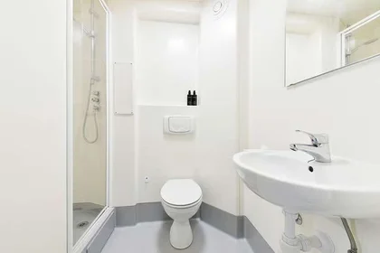 Monolocale in residence in Marketgait Apartments, 2 Johnston St, Dundee DD1 1PJ, United Kingdom, immagine 6 di 18