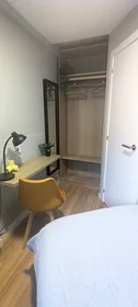 Stanza privata in Calle Cantarranas, Distrito 4 Seccion 3, immagine 1 di 10