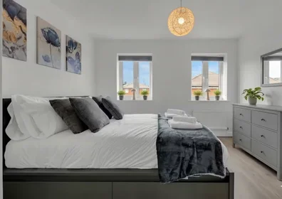 Entire apartment at Miles Way, Canterbury, image 6 of 10