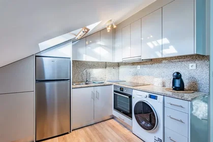 Logement entier à Rua das Forças Armadas 98, image 11 de 19