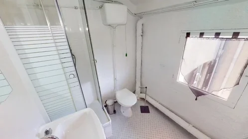 Entire apartment at Chemin de l'Agnelas, , image 9 of 10
