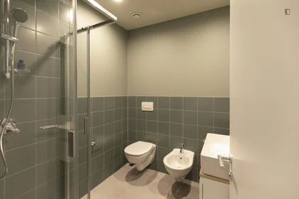 Stanza privata in residence in Via Giovanni Durando, immagine 5 di 49