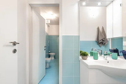 Quarto privado em Via Enrico Toti, imagem 11 de 17