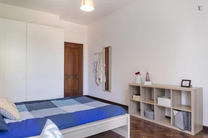 Prywatny pokój Viale Giovanni Vicini, obraz 7 21