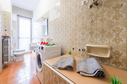 Stanza privata in Via Ferruccio dell'Orto, immagine 12 di 16