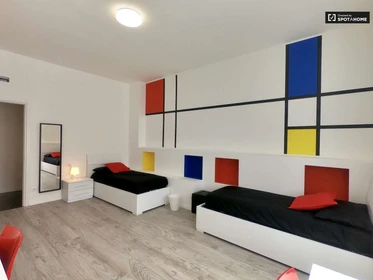 Chambre à louer avec lit double Milano