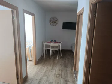 Chambre privée à Calle Quesada 17, image 11 de 14