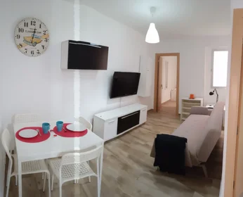 Chambre privée à Calle Quesada 17, image 9 de 14