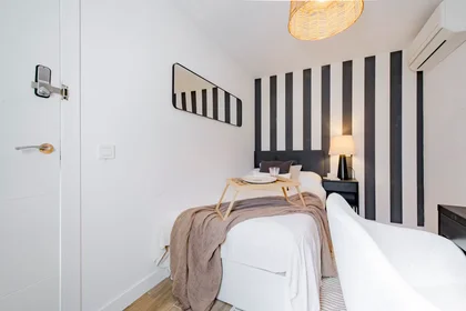 Private room at Calle Duero, El Bosque, image 2 of 10