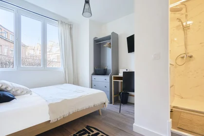Privatzimmer in der 23 rue de la vieille poissonnerie, bild 1 von 10