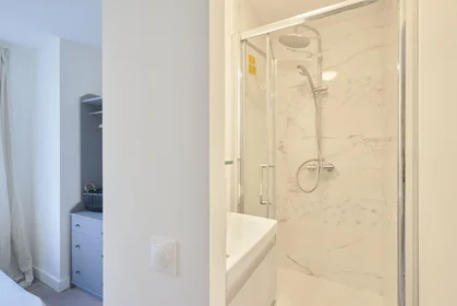 Stanza privata in 23 rue de la vieille poissonnerie, immagine 7 di 17