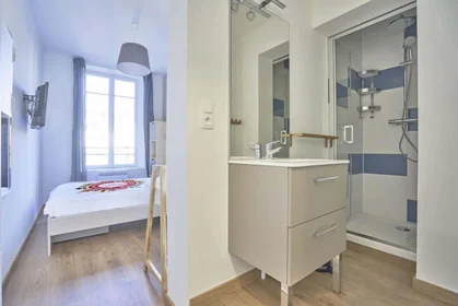 Özel oda konumu 12 Rue Condorcet, 51100 Reims, France, 4 12 görüntüsü