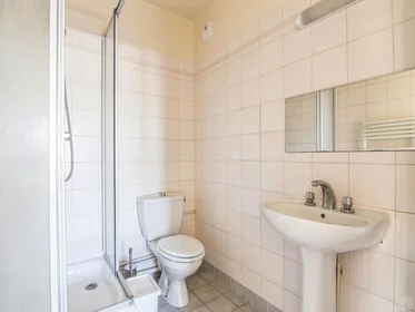 Habitación privada en Les Martinets, Rueil-Malmaison, imagen 9 de 10